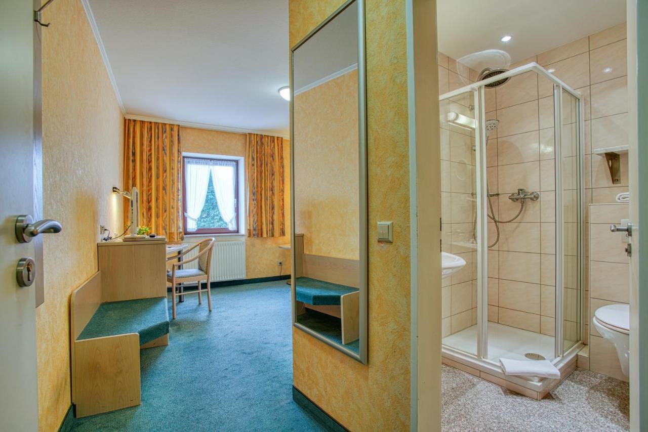 Kischers Hotel 4*